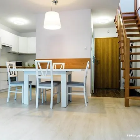 Nad Lomnica Apartment